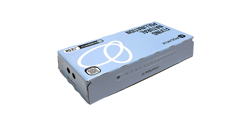 Polyfly L box with 2,500 hoverfly pupae